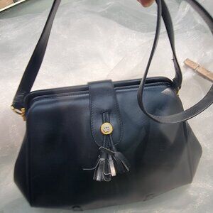 Vintage Gucci leather framed bag unique